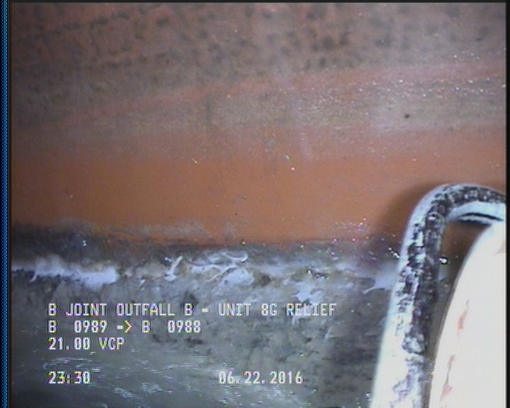 Deposits Attached Grease, 5 %of cross sectional area, from 04 to 08 o'clock, , within 8 inches of joint: YES, Start