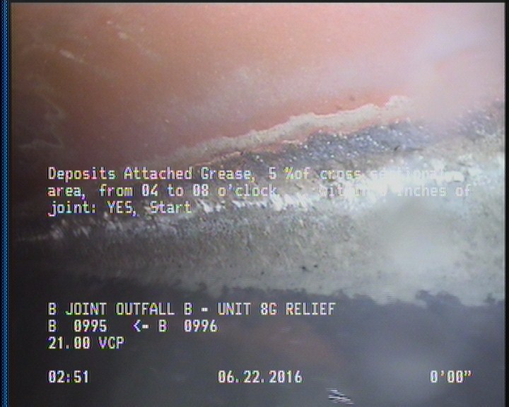 Deposits Attached Grease, 5 %of cross sectional area, from 04 to 08 o'clock, , within 8 inches of joint: YES, Start