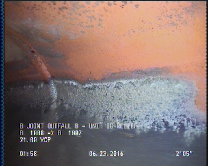 Deposits Attached Grease, 5 %of cross sectional area, from 04 to 08 o'clock, , within 8 inches of joint: YES, Start
