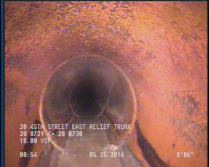 Deposits Attached Grease, 5 %of cross sectional area, from 04 to 08 o'clock, , within 8 inches of joint: YES, Start