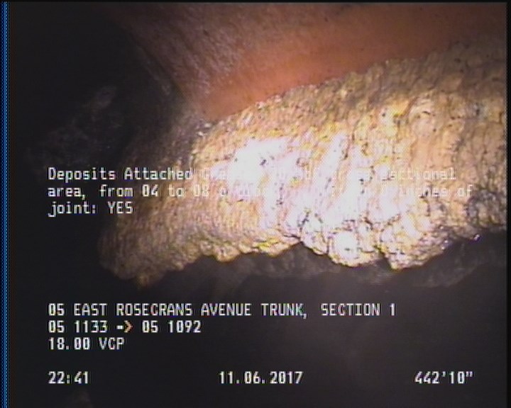 Deposits Attached Grease, 20 %of cross sectional area, from 04 to 08 o'clock, , within 8 inches of joint: YES