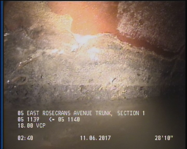 Deposits Attached Grease, 5 %of cross sectional area, from 03 to 09 o'clock, , within 8 inches of joint: YES, Start