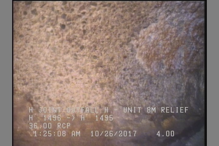 Surface Aggregate Projecting, from 08 to 04 o'clock, within 8 inches of joint: YES, Start