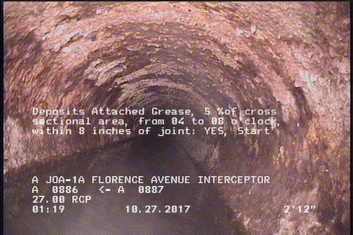 Deposits Attached Grease, 5 %of cross sectional area, from 04 to 08 o'clock, , within 8 inches of joint: YES, Start