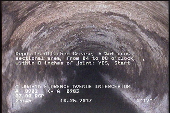 Deposits Attached Grease, 5 %of cross sectional area, from 04 to 08 o'clock, , within 8 inches of joint: YES, Start