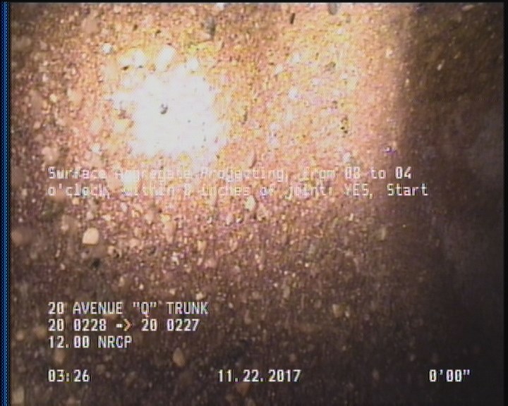 Surface Aggregate Projecting, from 08 to 04 o'clock, within 8 inches of joint: YES, Start