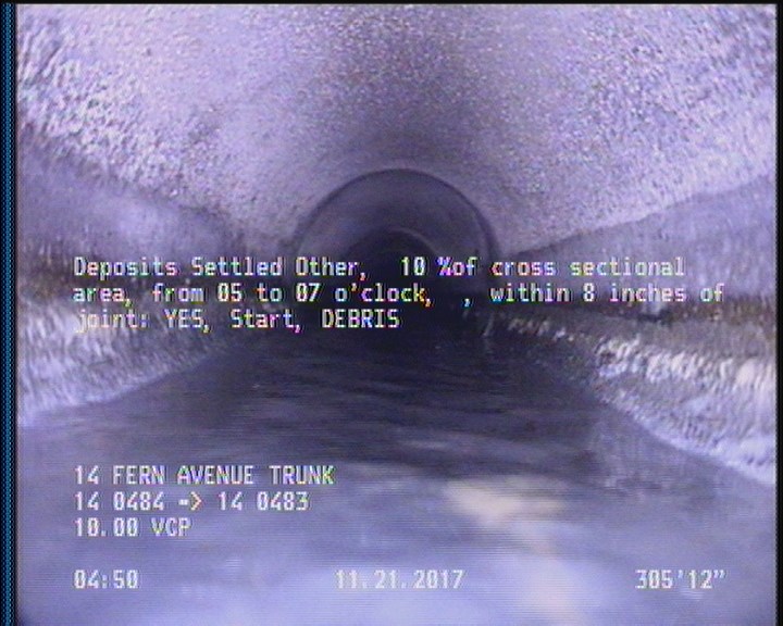 Deposits Settled Other, 10 %of cross sectional area, from 05 to 07 o'clock, , within 8 inches of joint: YES, Start - DEBRIS