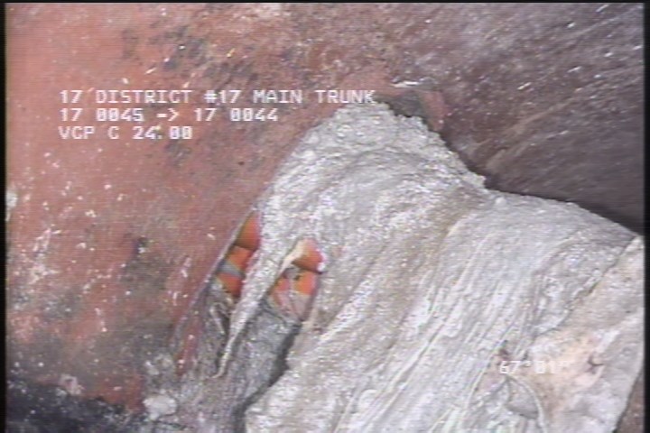 General Observation - PIPE THROUGH LINE 9:00