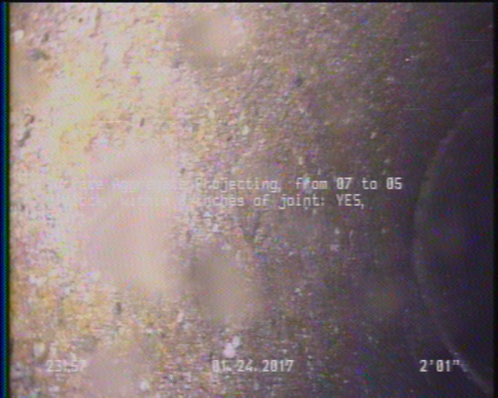 Surface Aggregate Projecting, from 07 to 05 o'clock, within 8 inches of joint: YES, Start