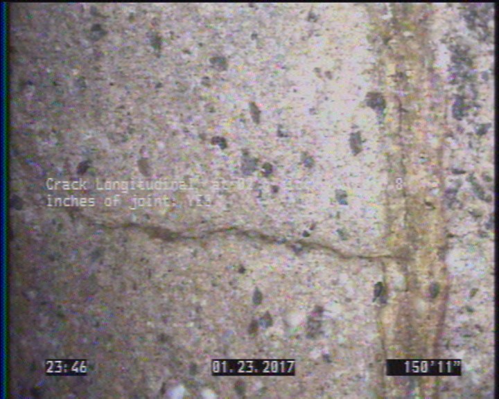 Crack Longitudinal, at 02 o'clock, within 8 inches of joint: YES