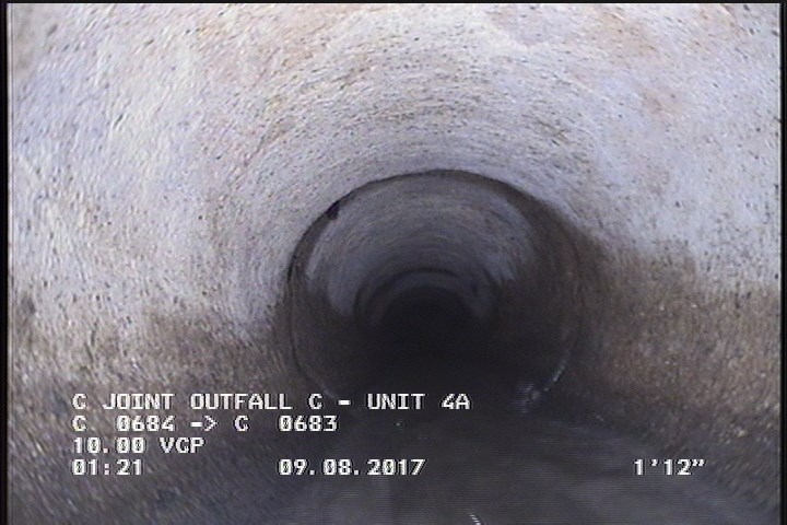 Deposits Attached Grease, 5 %of cross sectional area, from 04 to 08 o'clock, , within 8 inches of joint: YES, Start