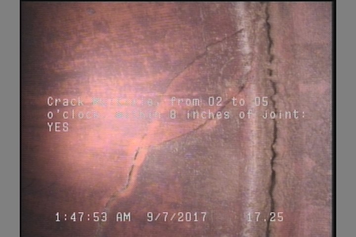 Crack Multiple, from 02 to 05 o'clock, within 8 inches of joint: YES
