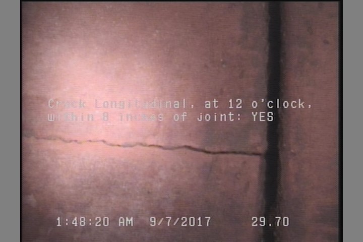 Crack Longitudinal, at 12 o'clock, within 8 inches of joint: YES