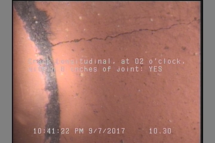 Crack Longitudinal, at 02 o'clock, within 8 inches of joint: YES