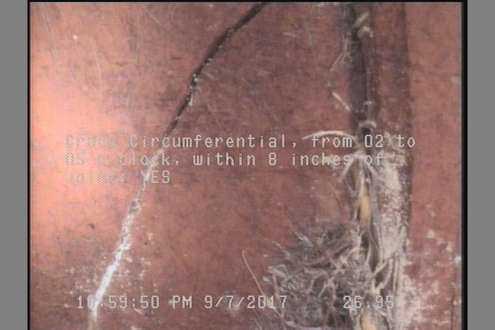 Crack Circumferential, from 02 to 05 o'clock, within 8 inches of joint: YES