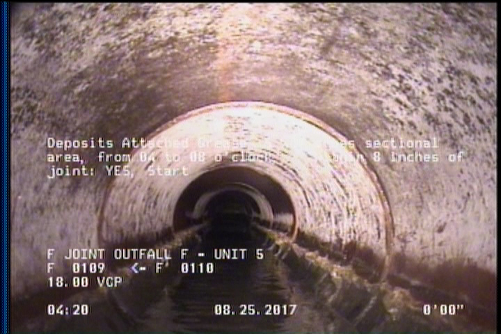 Deposits Attached Grease, 5 %of cross sectional area, from 04 to 08 o'clock, , within 8 inches of joint: YES, Start