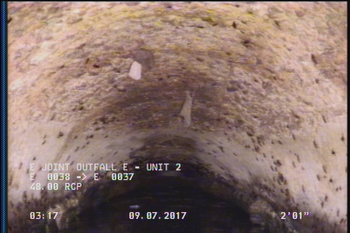 Survey Abandoned - VIEW OF THE D/S SIPHON FROM THE U/S MH