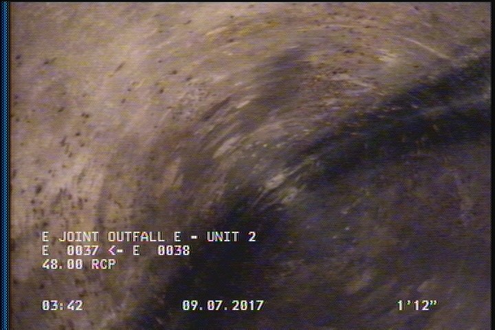 Survey Abandoned - VIEW OF THE U/S SIPHON FROM D/S MH