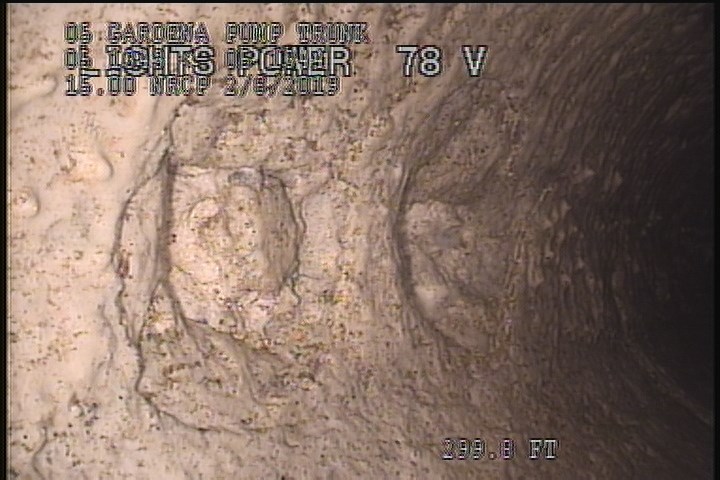 Hole Soil Visible, from 11 to 01 o'clock, within 8 inches of joint: YES - HOLE UNDER MAG COAT