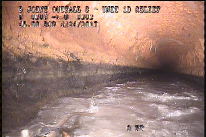 Deposits Attached Grease, 10 %of cross sectional area, from 08 to 04 o'clock, , within 8 inches of joint: YES, Start