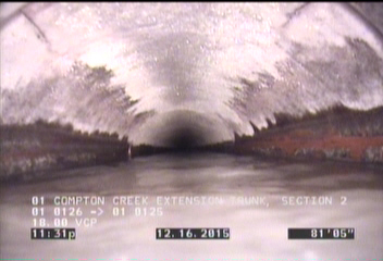 Crack Multiple, from 10 to 01 o'clock, within 8 inches of joint: YES
