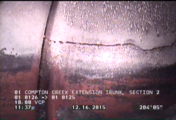 Crack Spiral, from 09 to 03 o'clock, within 8 inches of joint: YES