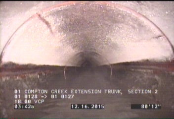 Crack Longitudinal, at 02 o'clock, within 8 inches of joint: YES