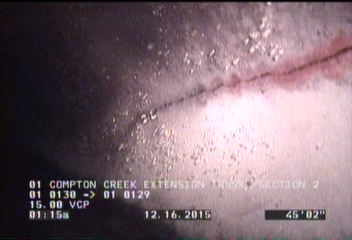 Crack Spiral, from 12 to 06 o'clock, within 8 inches of joint: YES