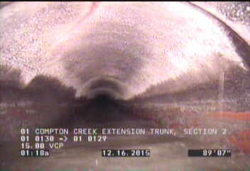 Crack Longitudinal, at 12 o'clock, within 8 inches of joint: YES