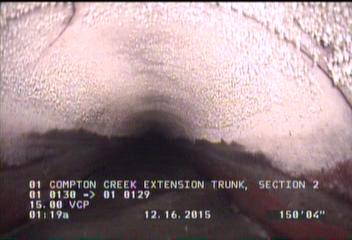 Crack Longitudinal, at 11 o'clock, within 8 inches of joint: YES