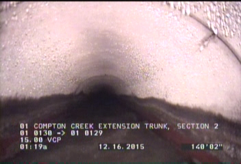 Crack Longitudinal, at 02 o'clock, within 8 inches of joint: YES