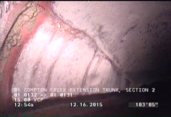Crack Longitudinal, at 10 o'clock, within 8 inches of joint: YES