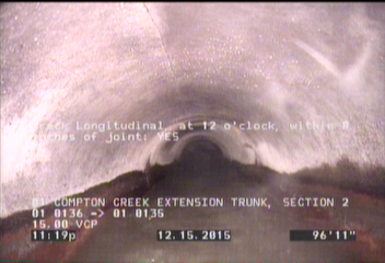 Crack Longitudinal, at 12 o'clock, within 8 inches of joint: YES