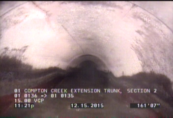 Crack Longitudinal, at 11 o'clock, within 8 inches of joint: YES
