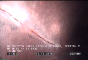 Crack Spiral, from 10 to 12 o'clock, within 8 inches of joint: YES
