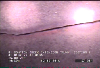 Crack Spiral, from 12 to 03 o'clock, within 8 inches of joint: YES