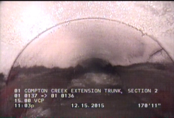 Crack Longitudinal, at 02 o'clock, within 8 inches of joint: YES