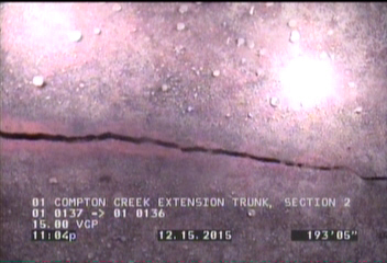 Crack Longitudinal, at 12 o'clock, within 8 inches of joint: YES