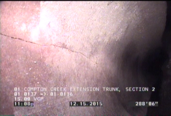 Crack Spiral, from 07 to 12 o'clock, within 8 inches of joint: YES