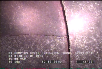 Crack Longitudinal, at 02 o'clock, within 8 inches of joint: YES