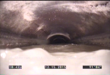 Crack Longitudinal, at 01 o'clock, within 8 inches of joint: YES