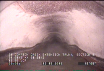 Crack Longitudinal, at 11 o'clock, within 8 inches of joint: YES