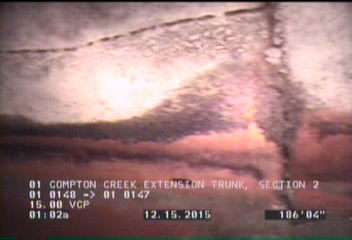 Crack Spiral, from 02 to 06 o'clock, within 8 inches of joint: YES