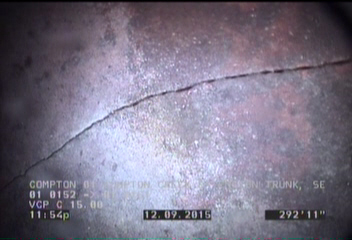 Crack Spiral, from 02 to 05 o'clock, within 8 inches of joint: YES
