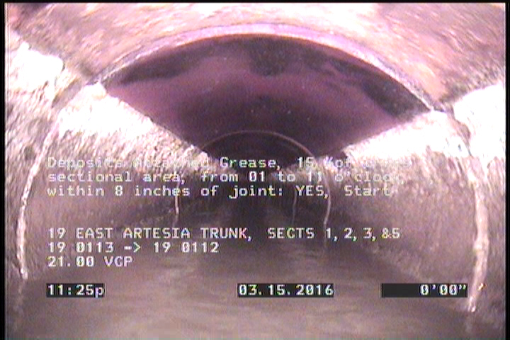 Deposits Attached Grease, 15 %of cross sectional area, from 01 to 11 o'clock, , within 8 inches of joint: YES, Start