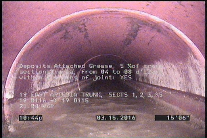 Deposits Attached Grease, 5 %of cross sectional area, from 04 to 08 o'clock, , within 8 inches of joint: YES, Start