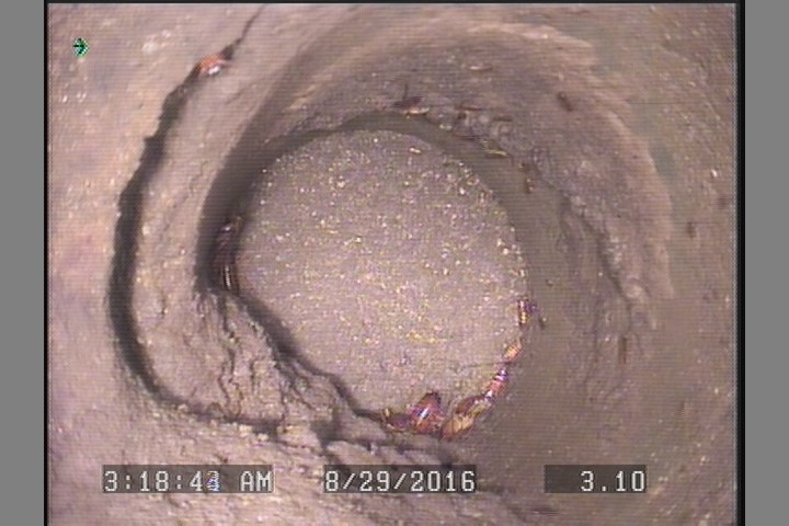 Tap Factory Made Capped, at 10 o'clock, -, within 8 inches of joint: NO, 4"