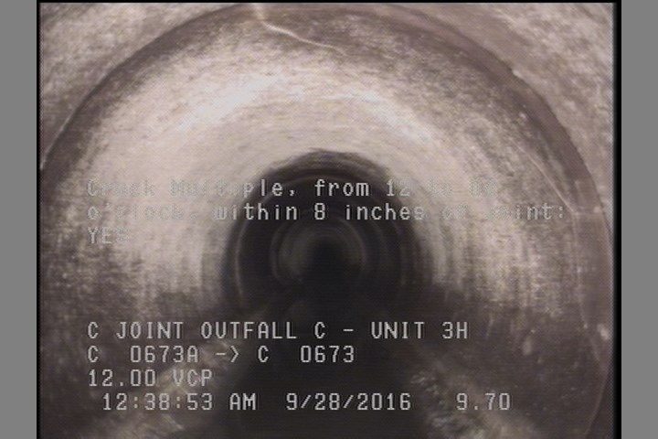 Crack Multiple, from 12 to 04 o'clock, within 8 inches of joint: YES