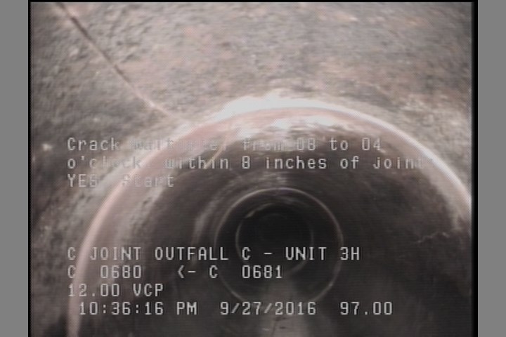 Crack Multiple, from 08 to 04 o'clock, within 8 inches of joint: YES, Start
