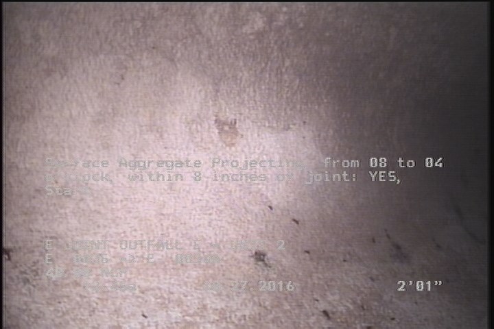 Surface Aggregate Projecting, from 08 to 04 o'clock, within 8 inches of joint: YES, Start